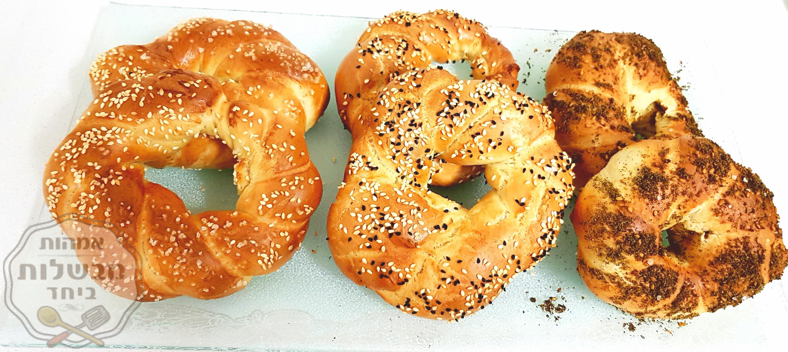 בייגל חם חם כמו הבייגל שמוכרים בתחנה במרכזית ת"א