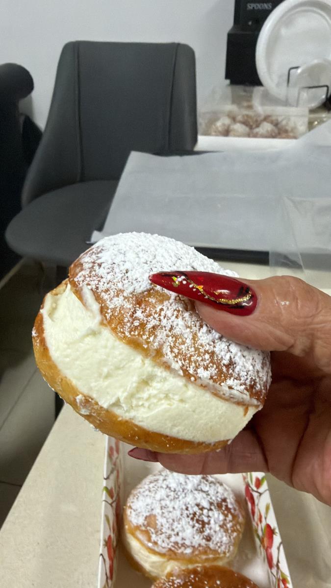 מריטוצו במילוי קרם גבינת מסקרפונה 