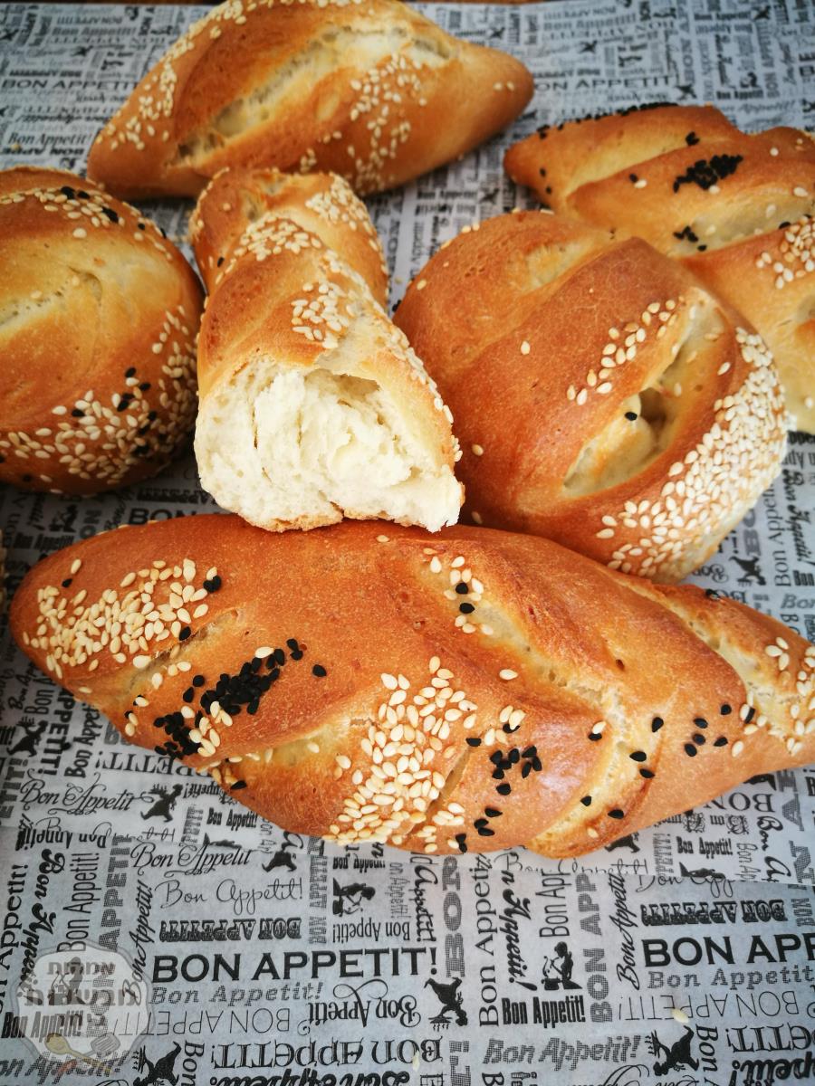 לחמניות עם בצק מקדים 