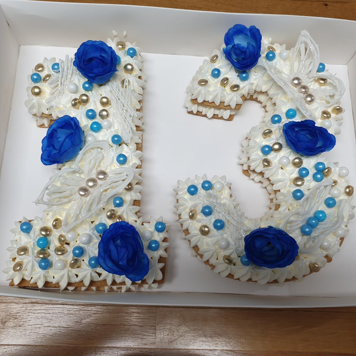 עוגת מספרים מבצק שקדים פריך
