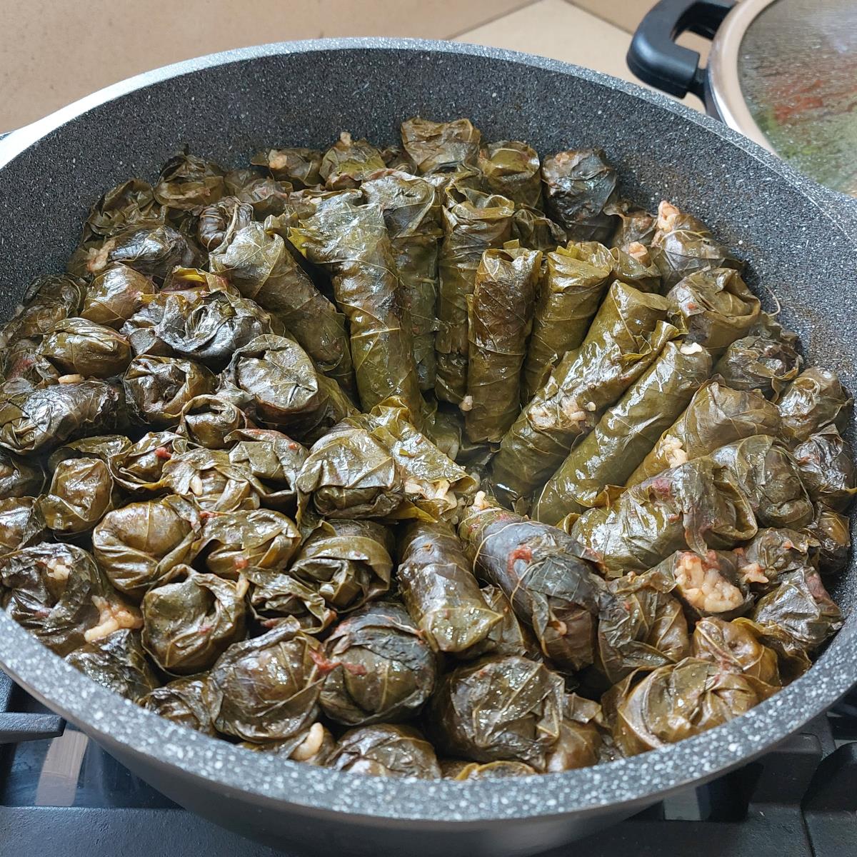 עלי גפן ממולאים...