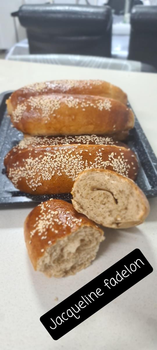לחמניות אצבע מתוקות עם קמח  כוסמין לבן 80% בציפוי סירופ סוכר 
