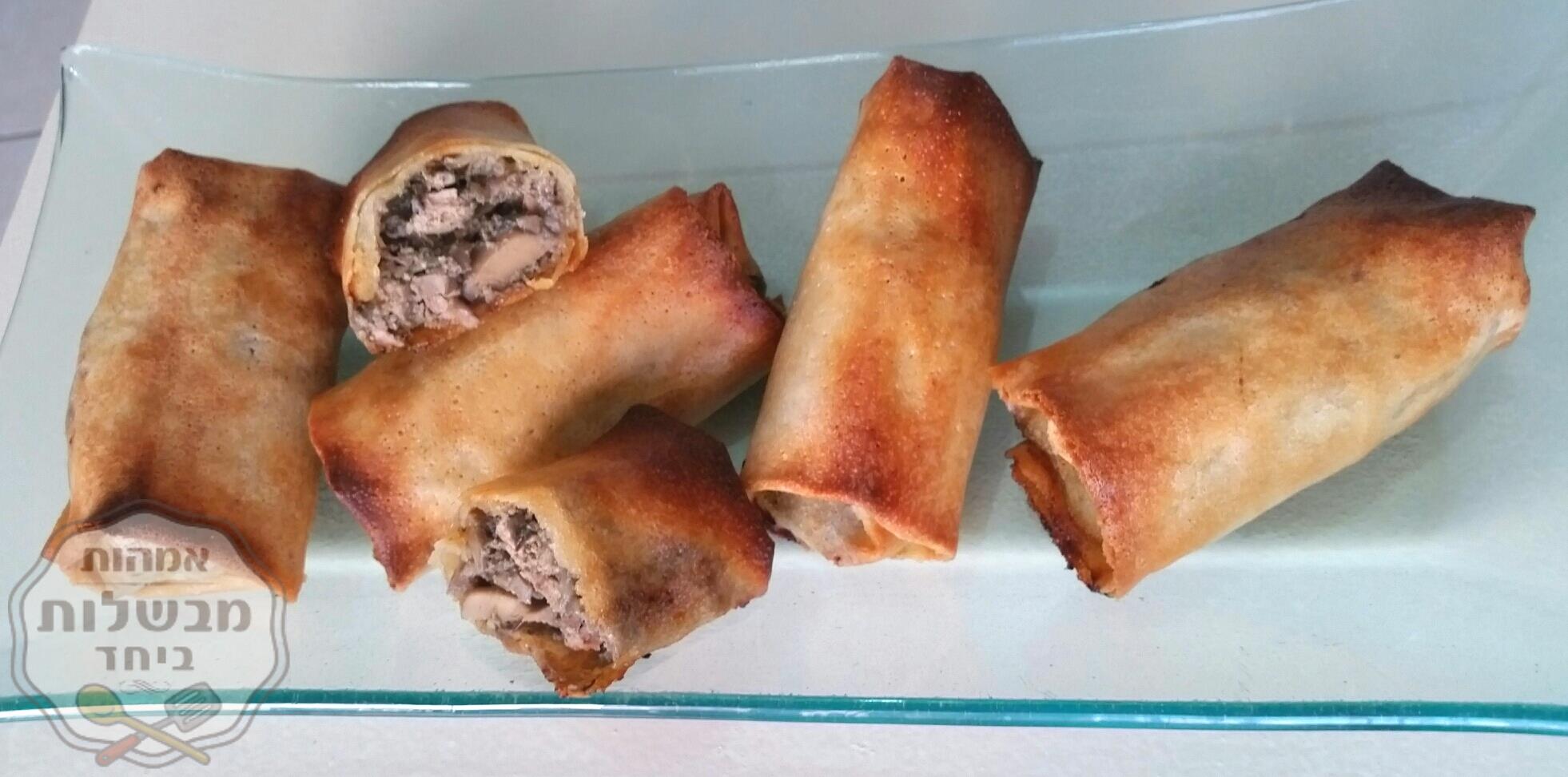 רול עלי סיגר ממולא בכבד ופיטריות