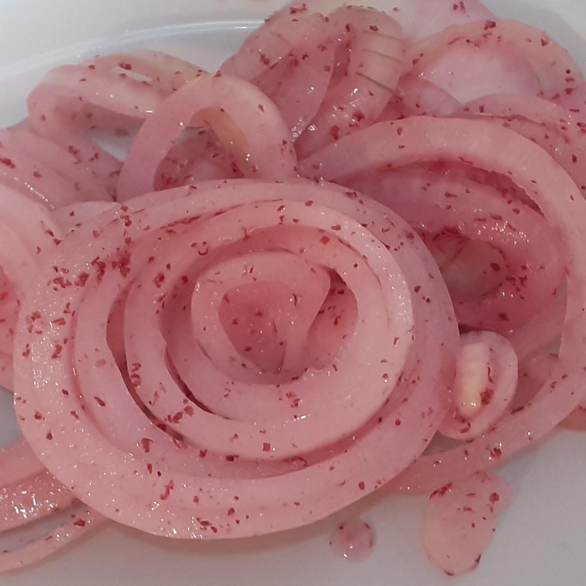 סלט בצל עם סומק