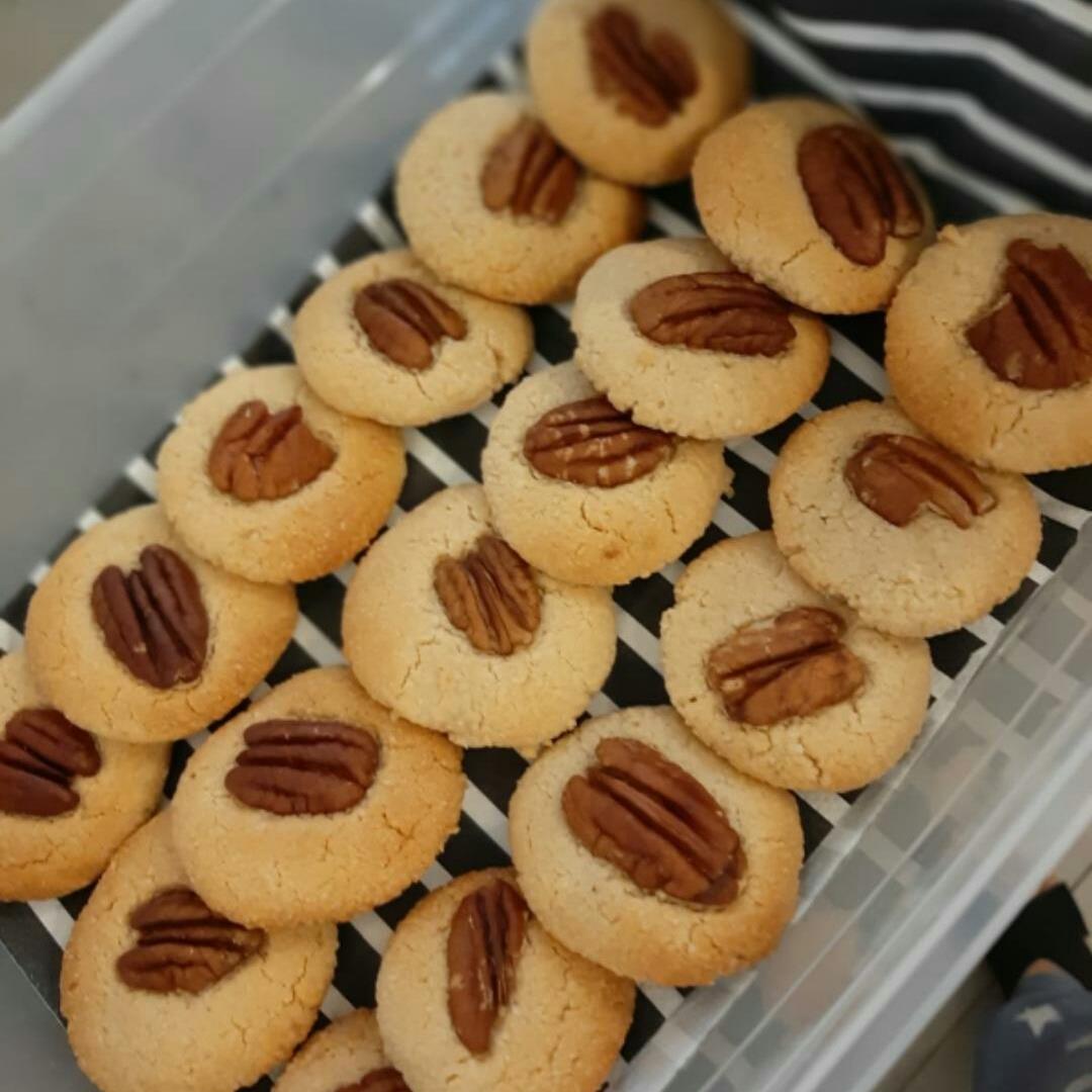 עוגיות טחינה.
