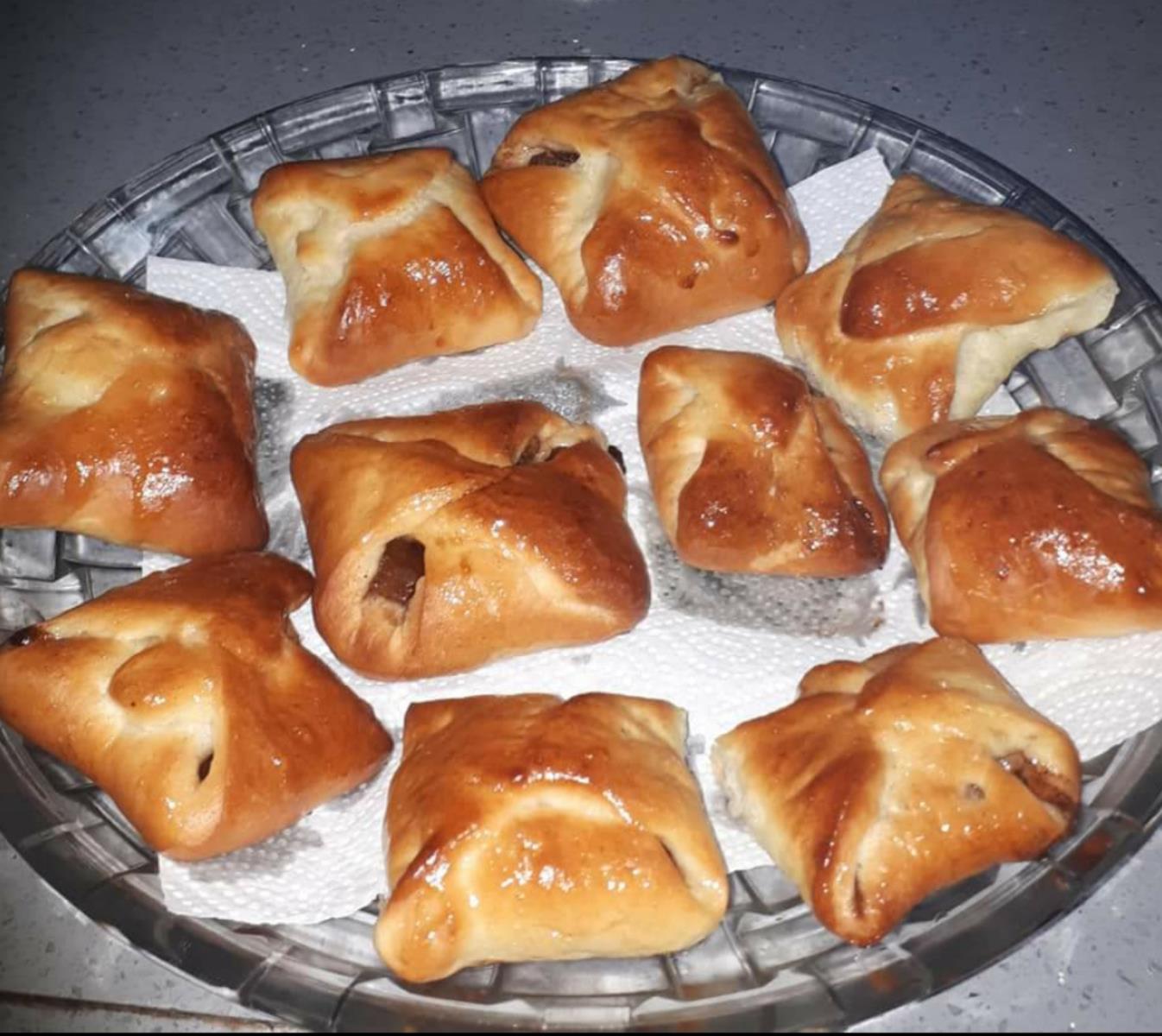 בצק שמרים במילוי תפוחים