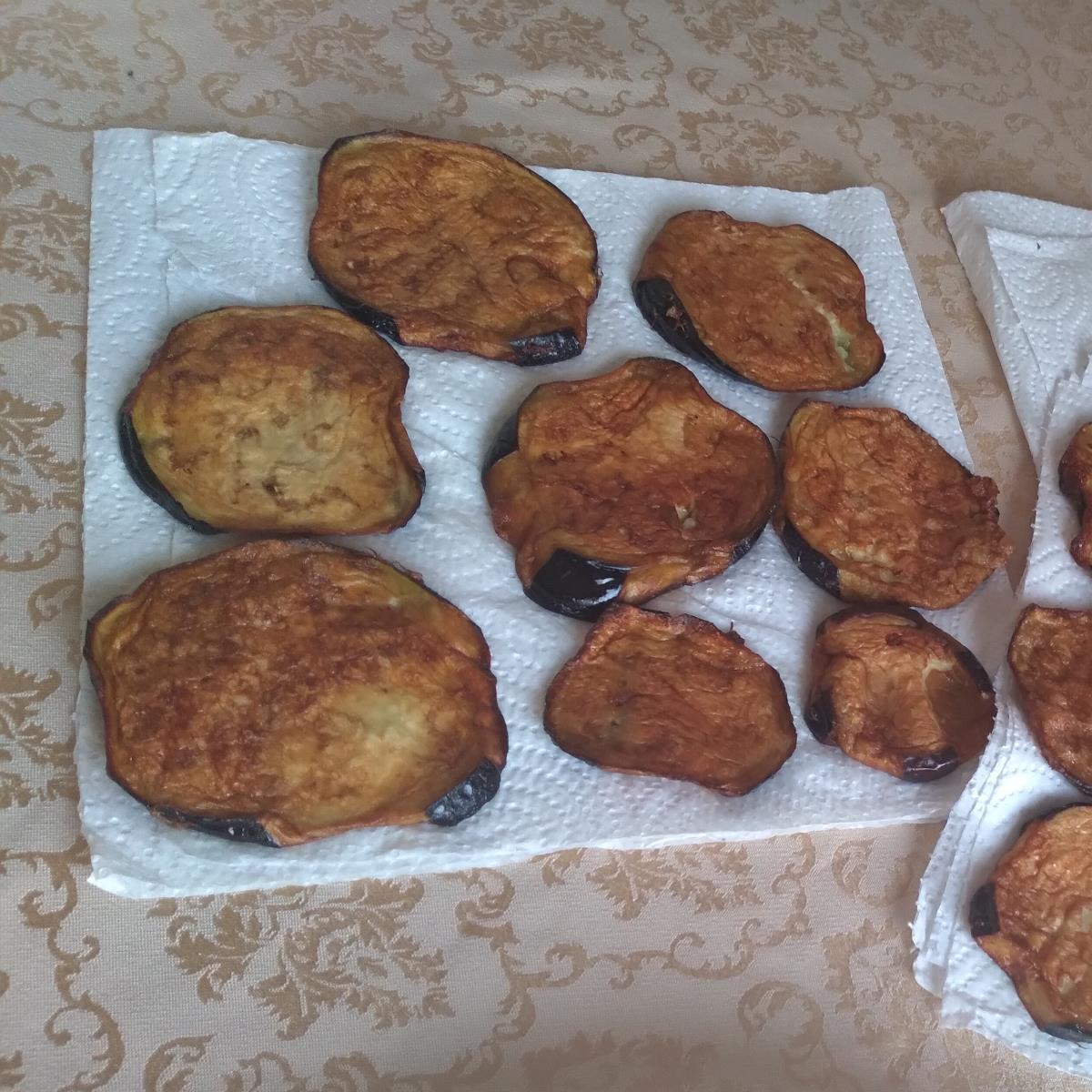 חצילים מטוגנים 