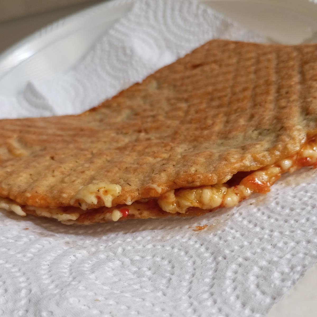 טוסט טחינה ושיבולת שועל 