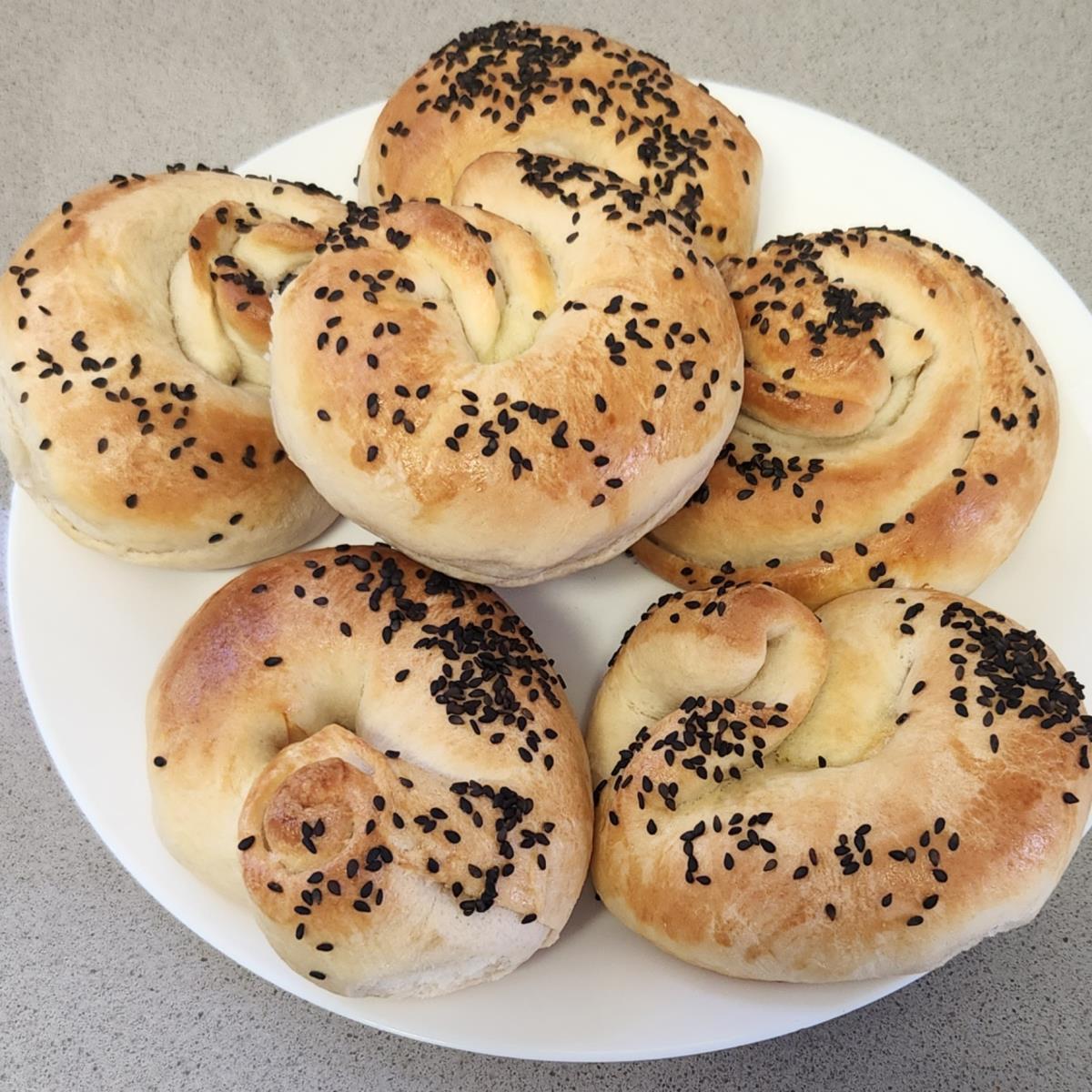 קובניות רכןת בקישוט שומדום שאני חור