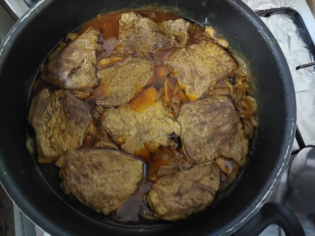 בשר צלעות ברוטב