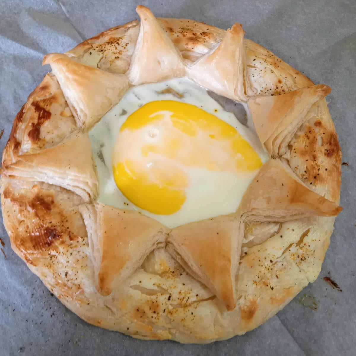 מאפה מלאווח עם גבינה וביצה🤤
