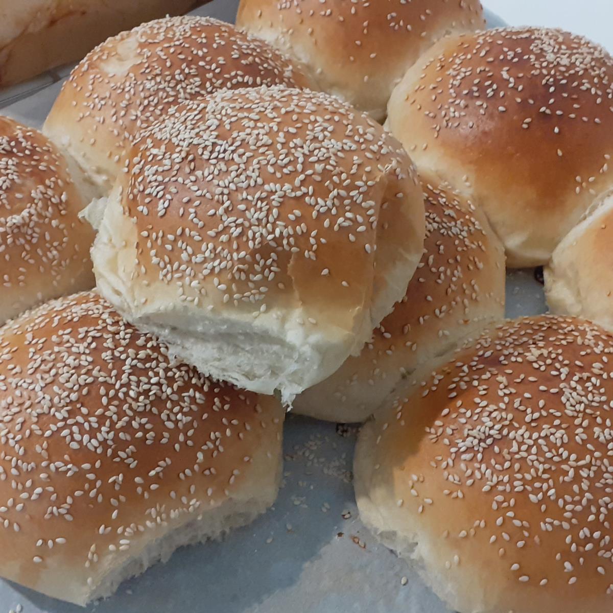 לחמניות מקמח כוסמין לבן