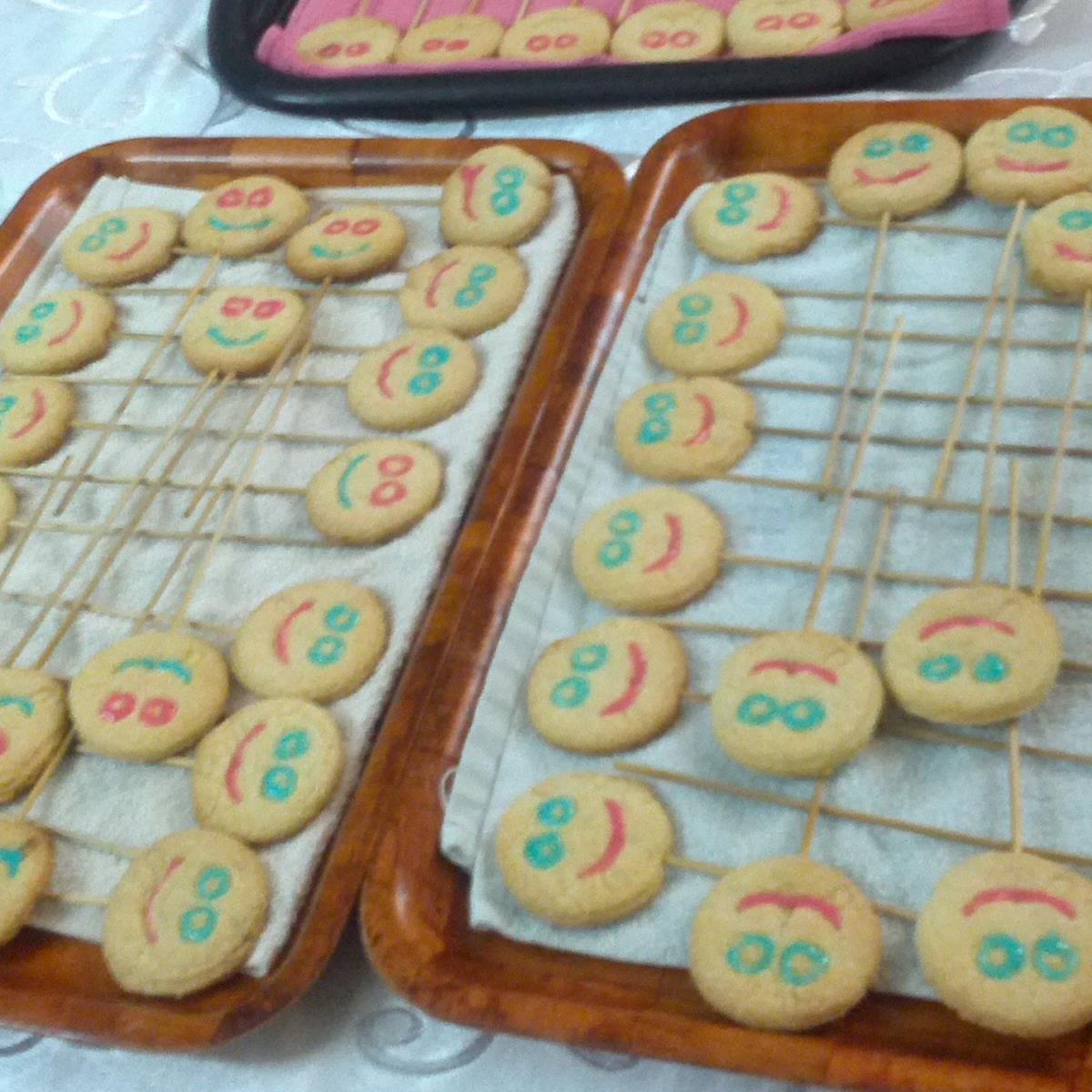 עוגיות בצק פריך על  מקל