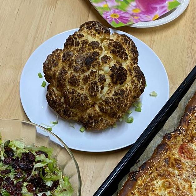 כרובית בתנור
שמן זית
מלח פלפל