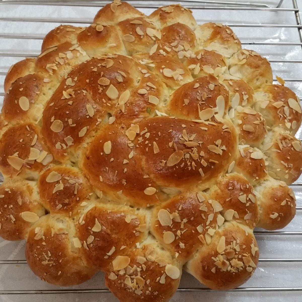 חלה חגיגית 