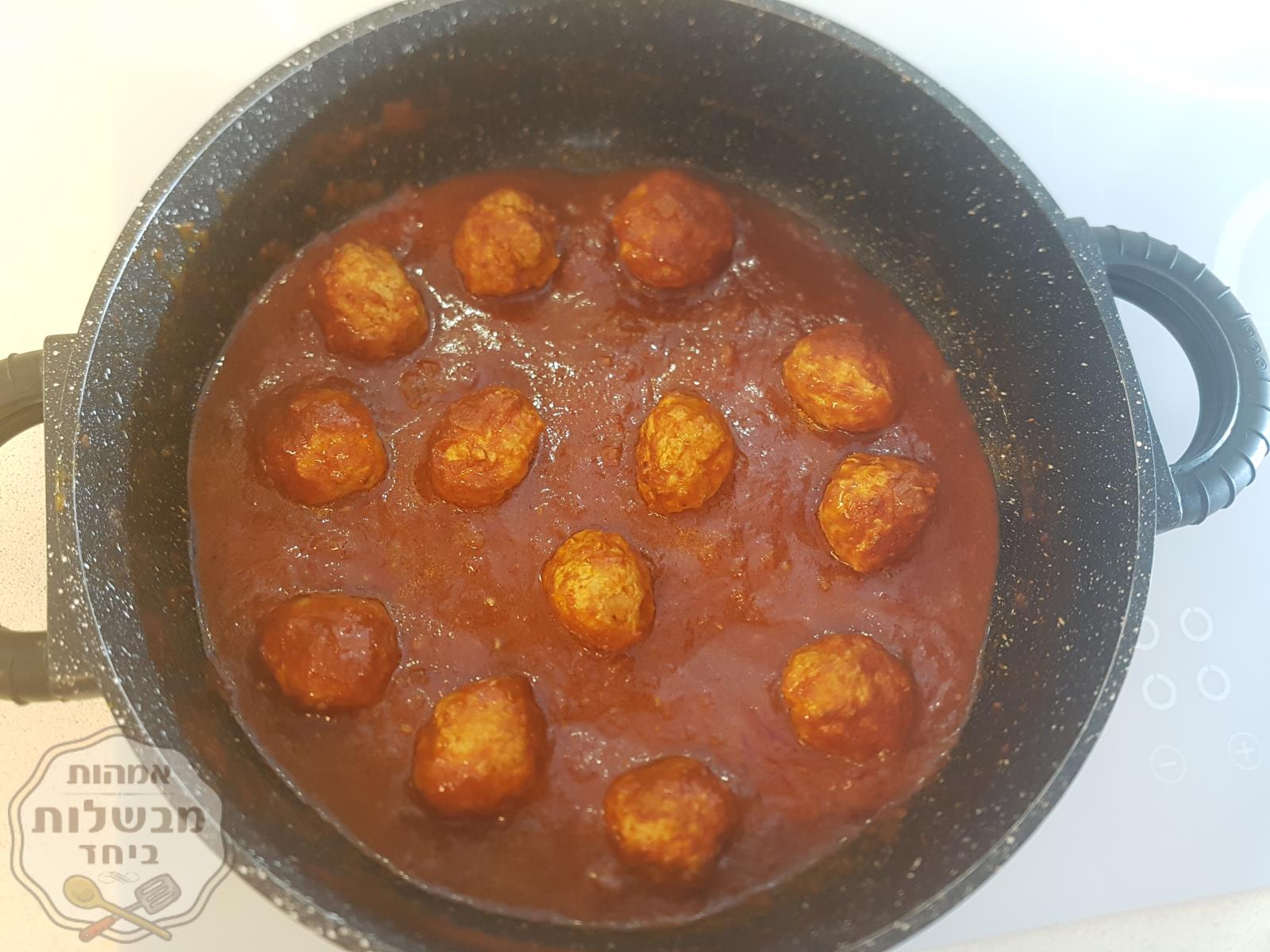 כדורי עוף עם תפוחי אדמה
