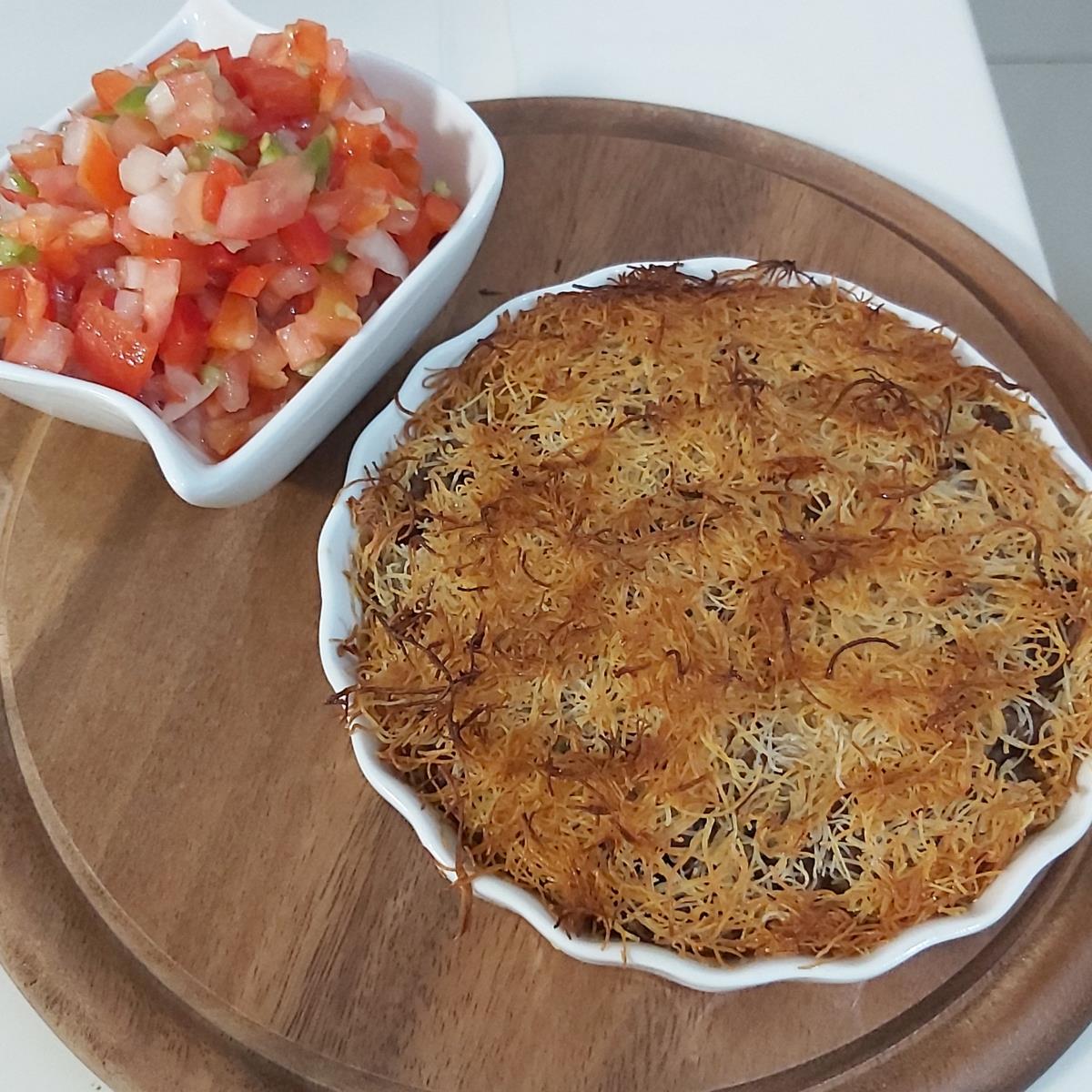 קדאיף ממולא בבשר וצנוברים