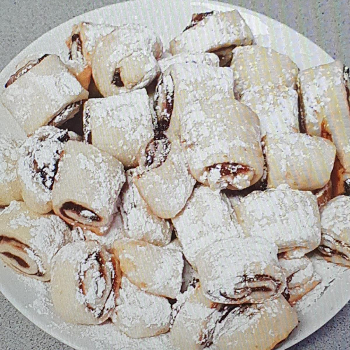 מגולגלות ממרח תמרים