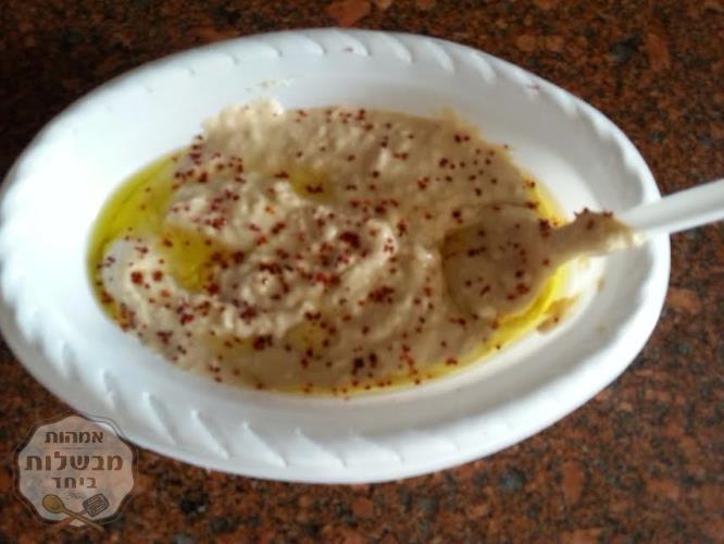 סלט חומוס כמו בחמוסיה
