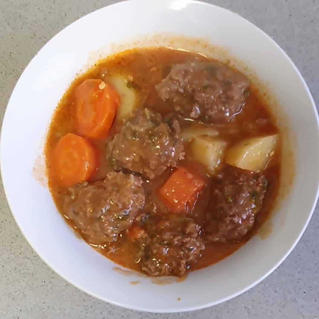 קציצות וירקות ברוטב רבוך