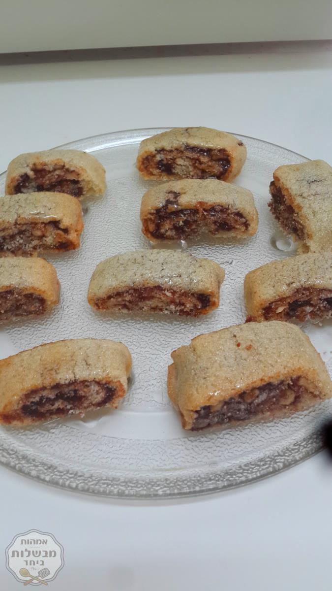 עוגיות סולת נימוחות יאמי