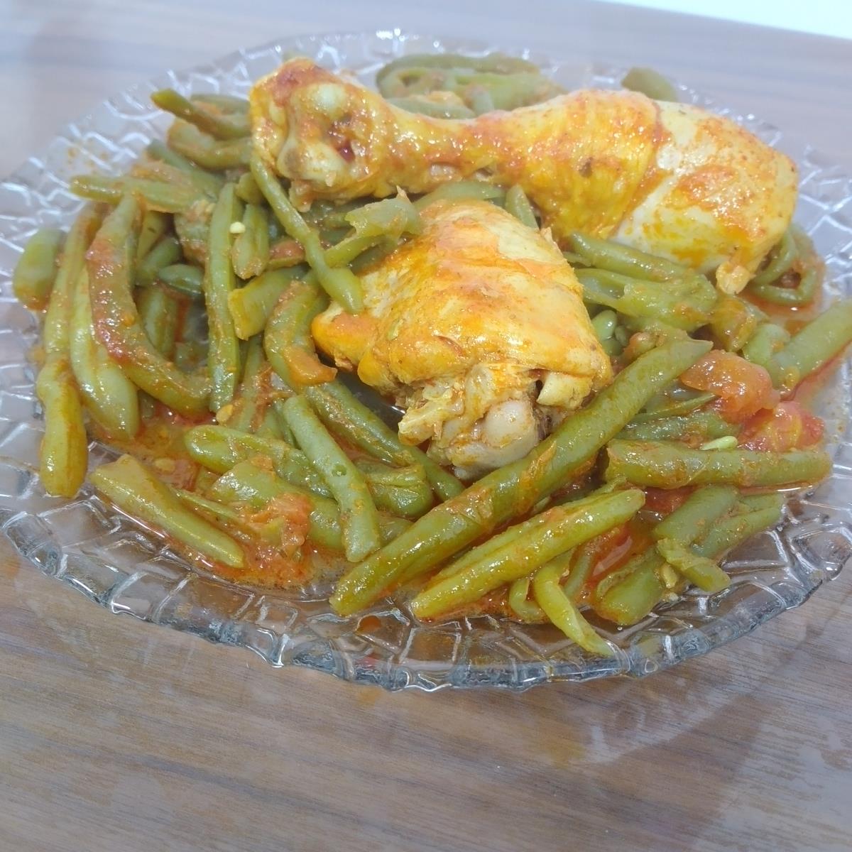 עוף עם שעועית ירוקה🍗