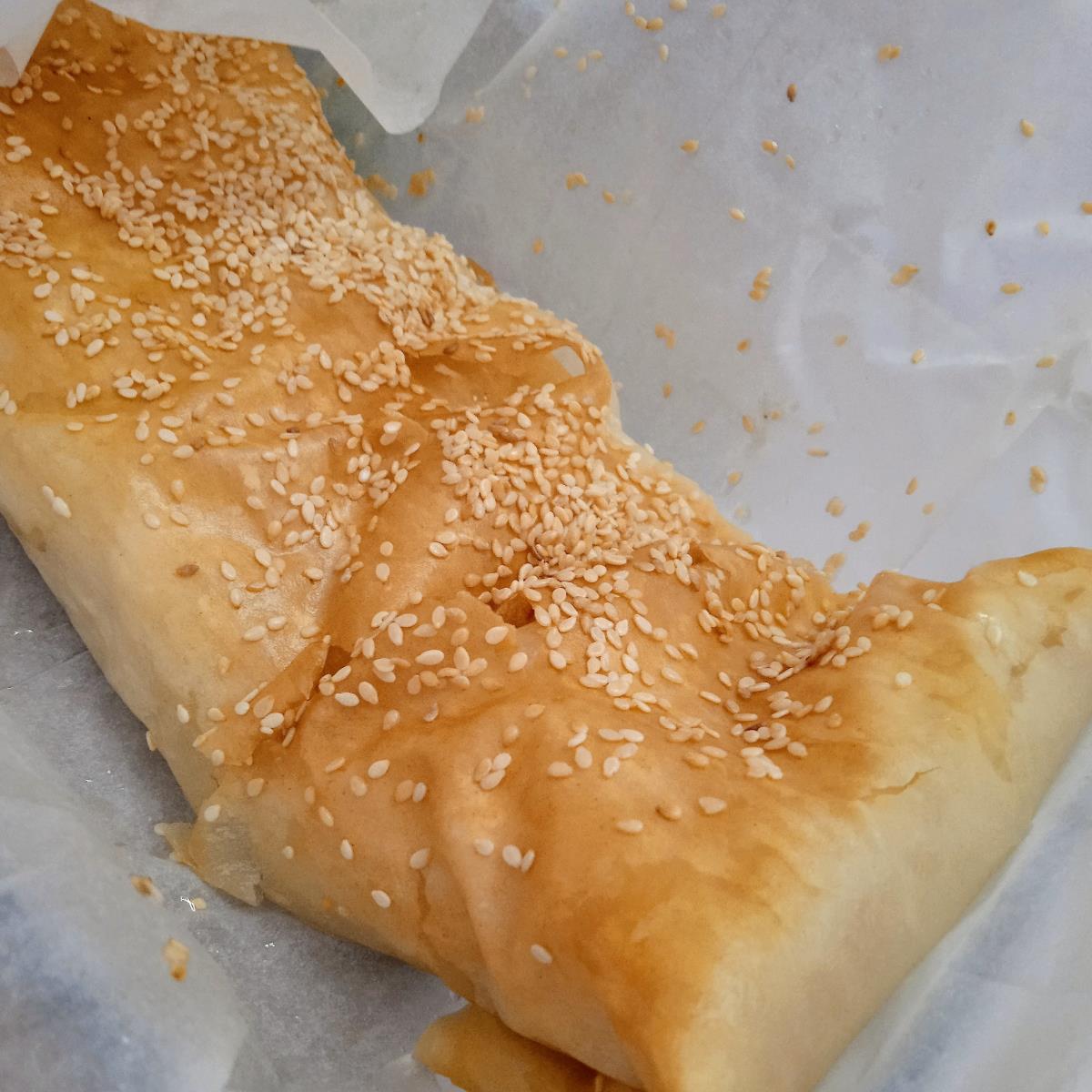 מאפה פילו במילוי גבינה 