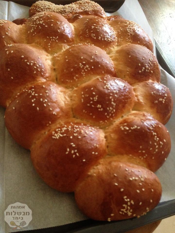 חלה  מתוקה עם צימוקים 