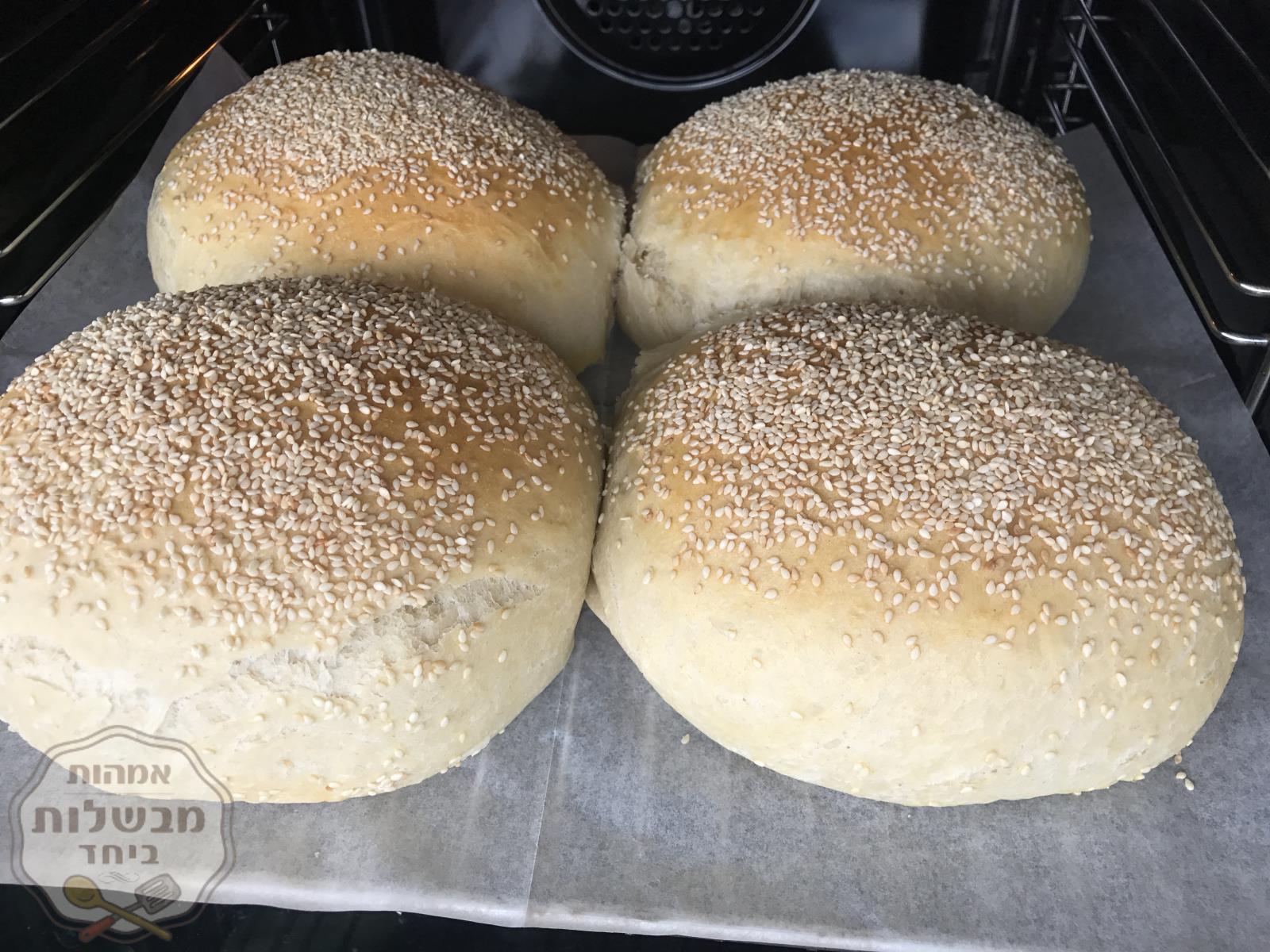 לחם