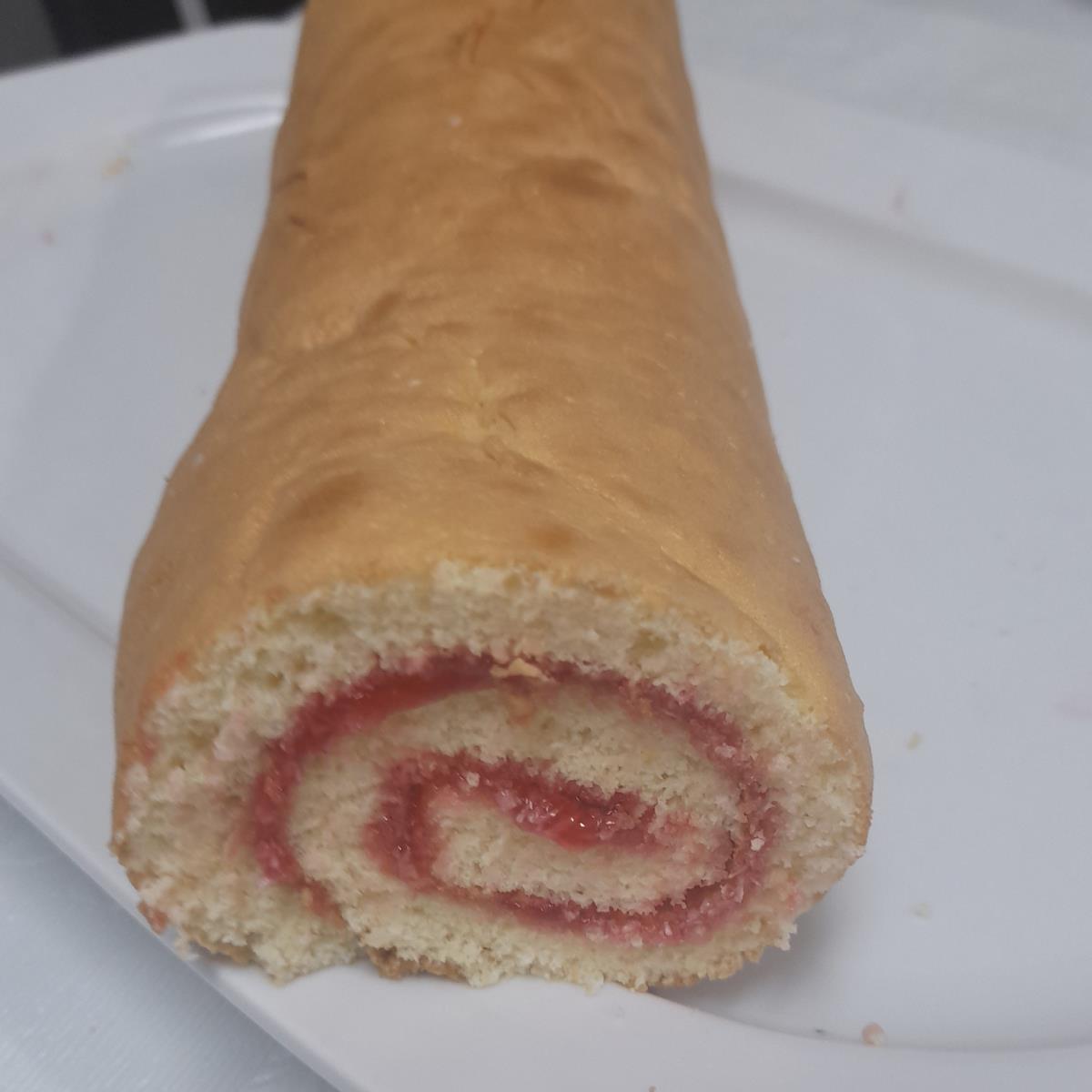 רולדה במלית ריבה וקוקוס
