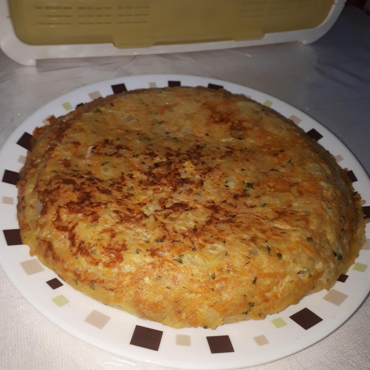 פשטידת ירקות במחבת .
