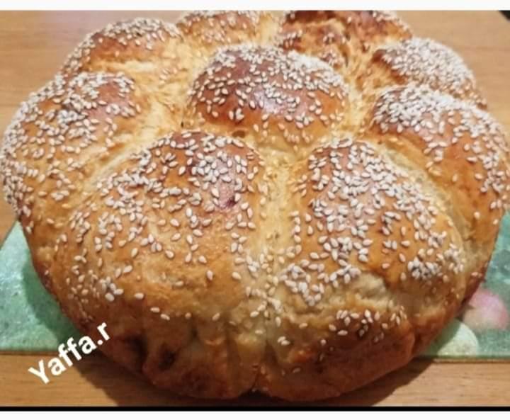 חלה פרח