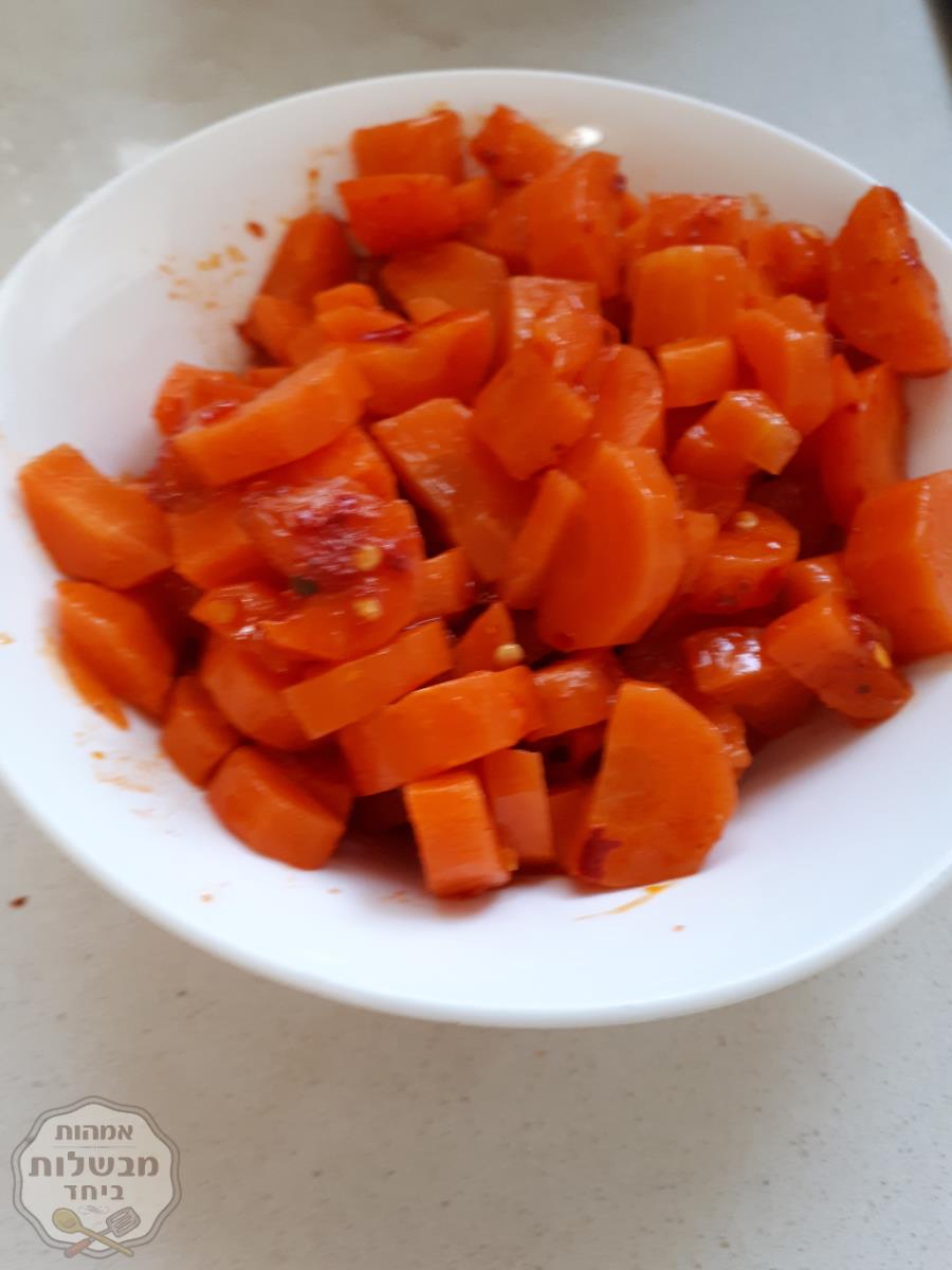 סלט גזר מבושל חריף