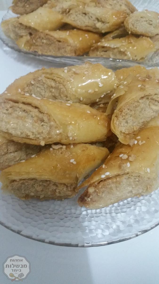 בקלאווה במילוי חלבה בייתית