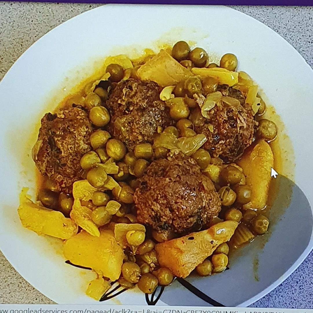 קציצות בשר ארטישוק סלרי ואפונה