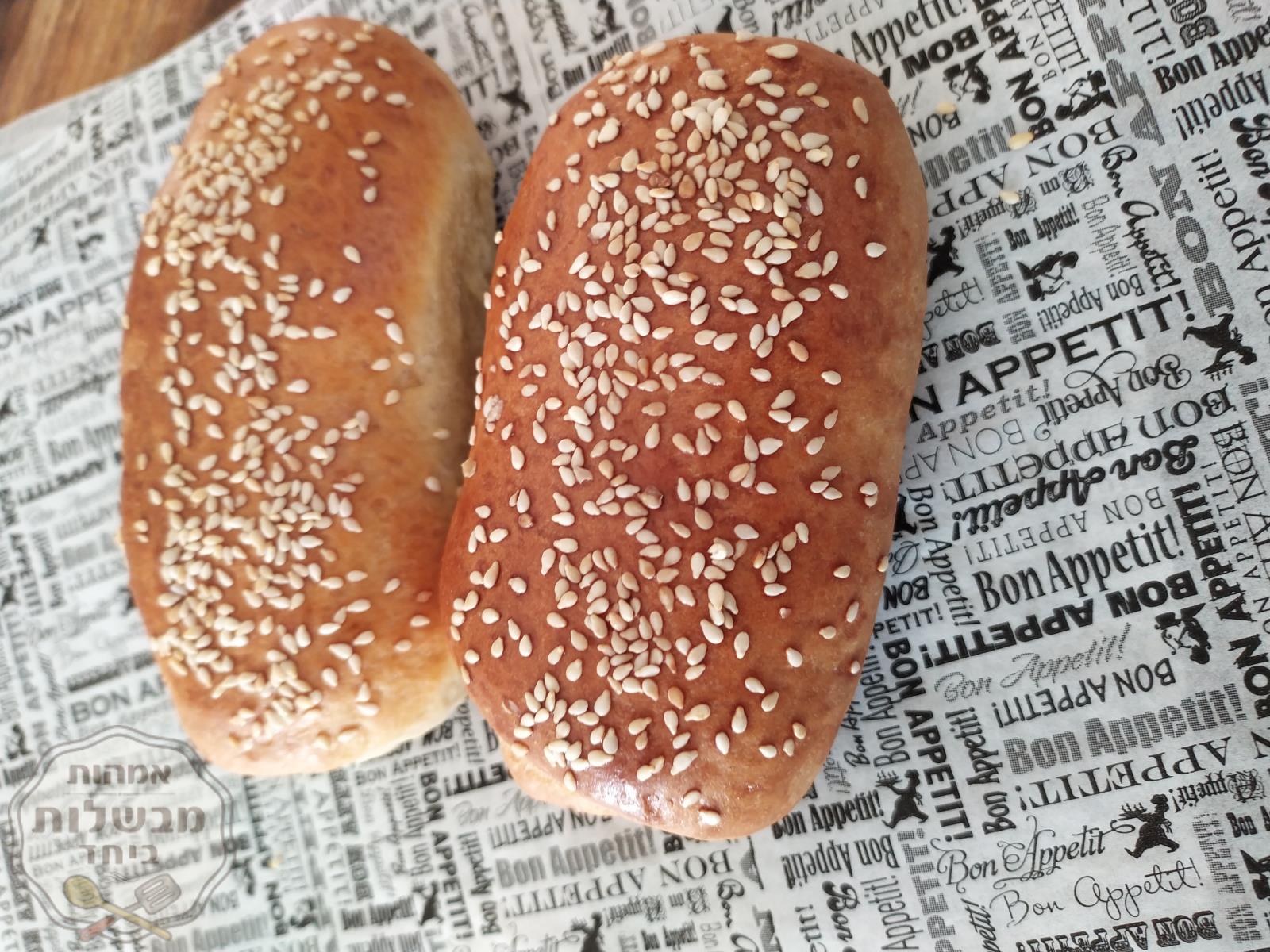 לחמניות עם שומשום או קוואקר