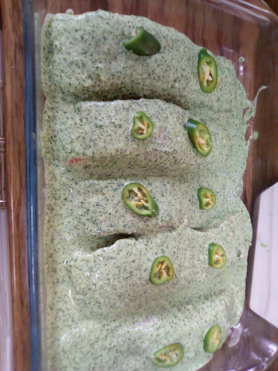 דג סלמון ברוטב "Green spicy"