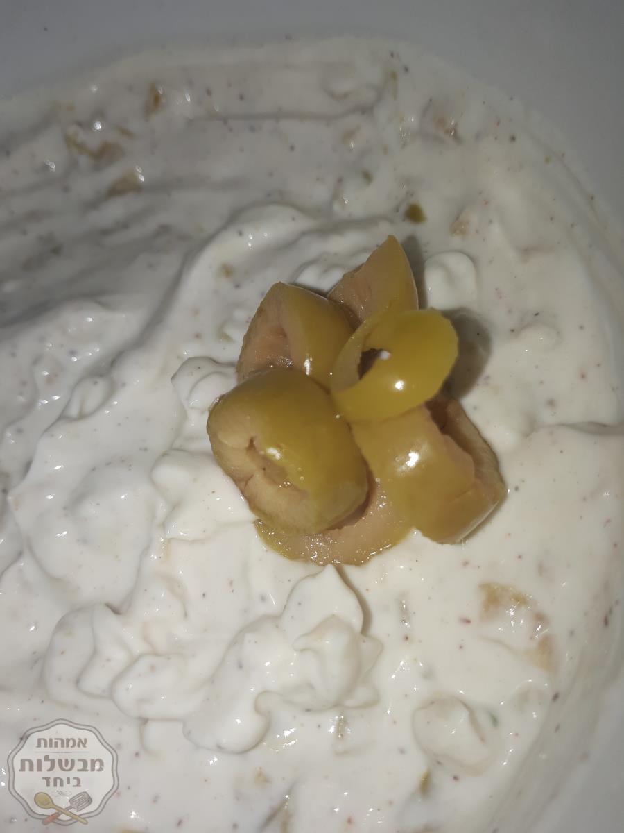 ממרח גבינת זיתיים