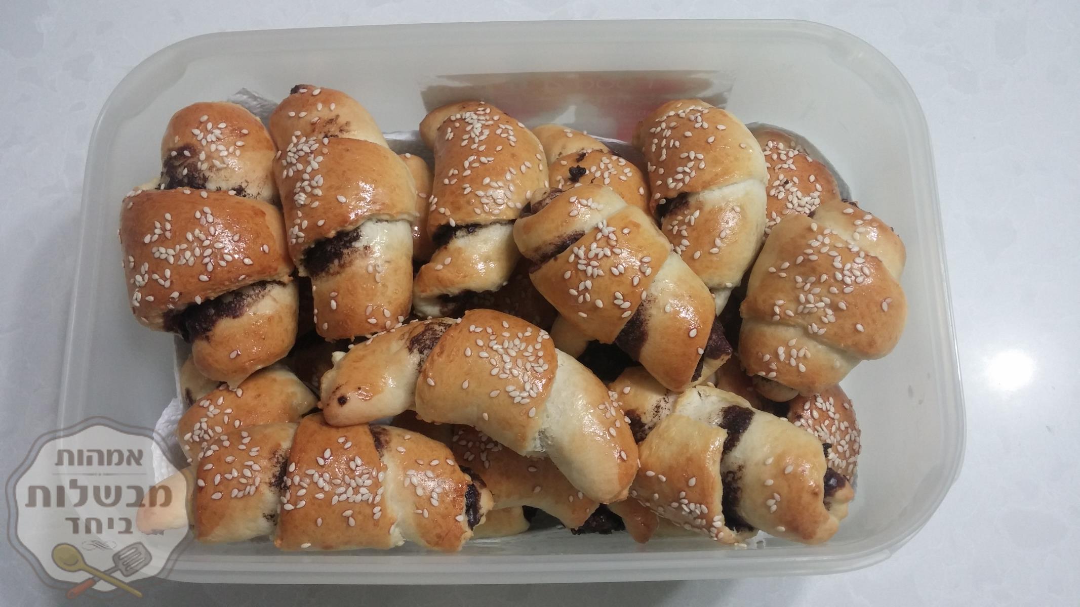 קרואסונים אורירים