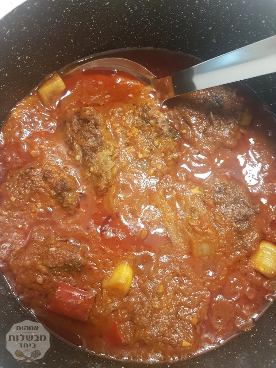 קציצות ברוטב עגבניות פיקנטי
