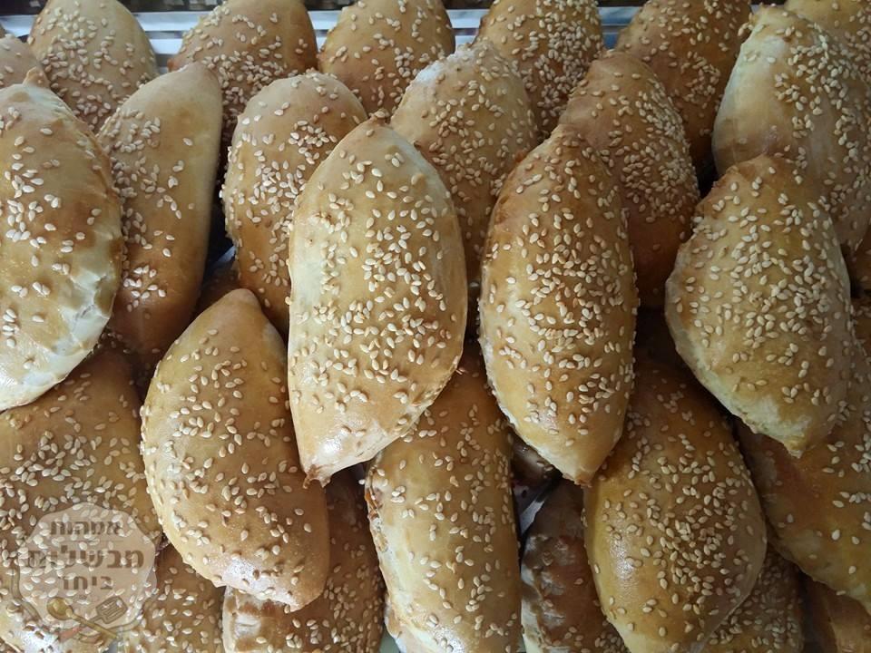 סמבוסק במילוי חומוס גרגירים
