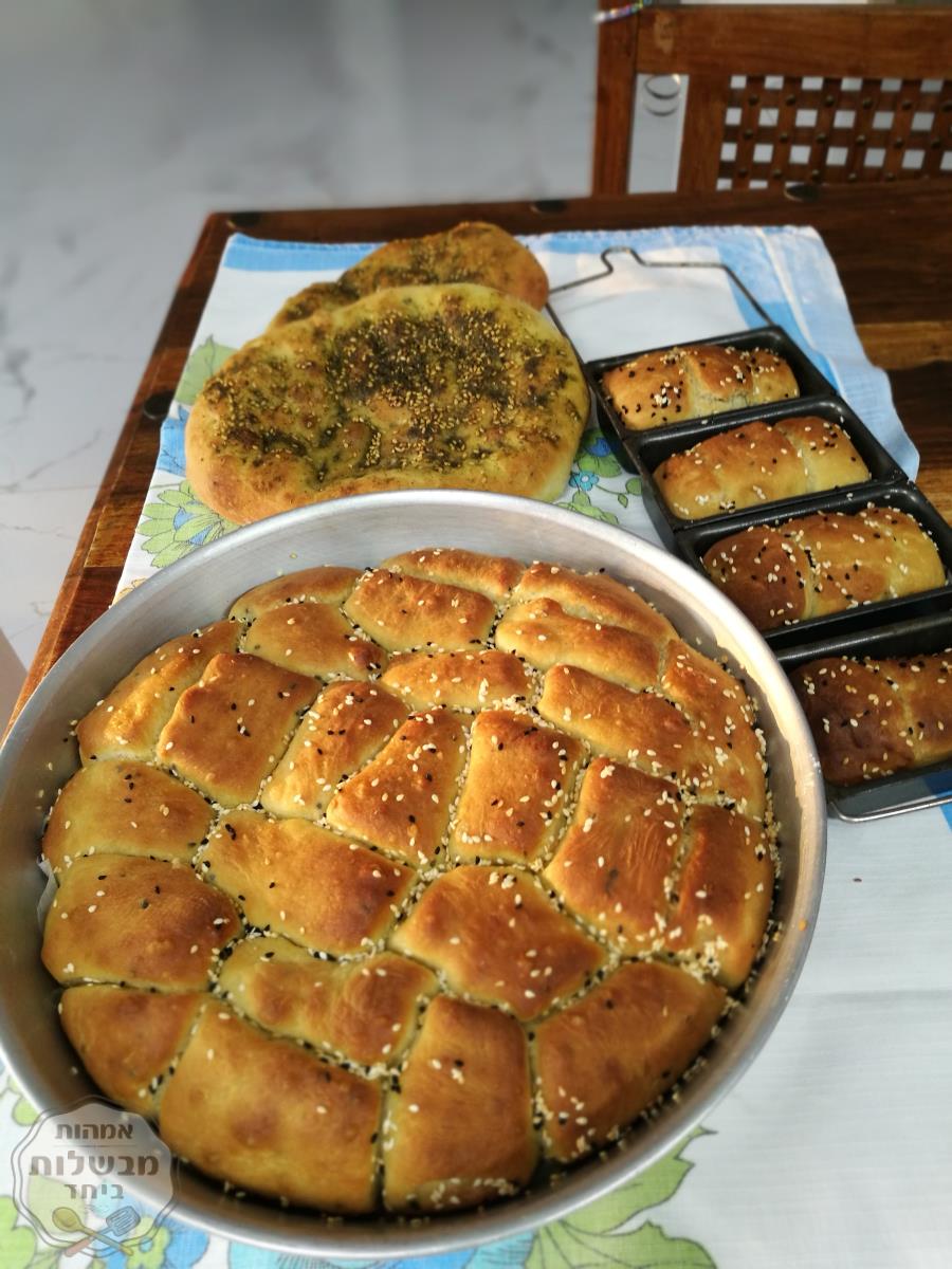 לחמניות או פיתות רכות וטעימות 