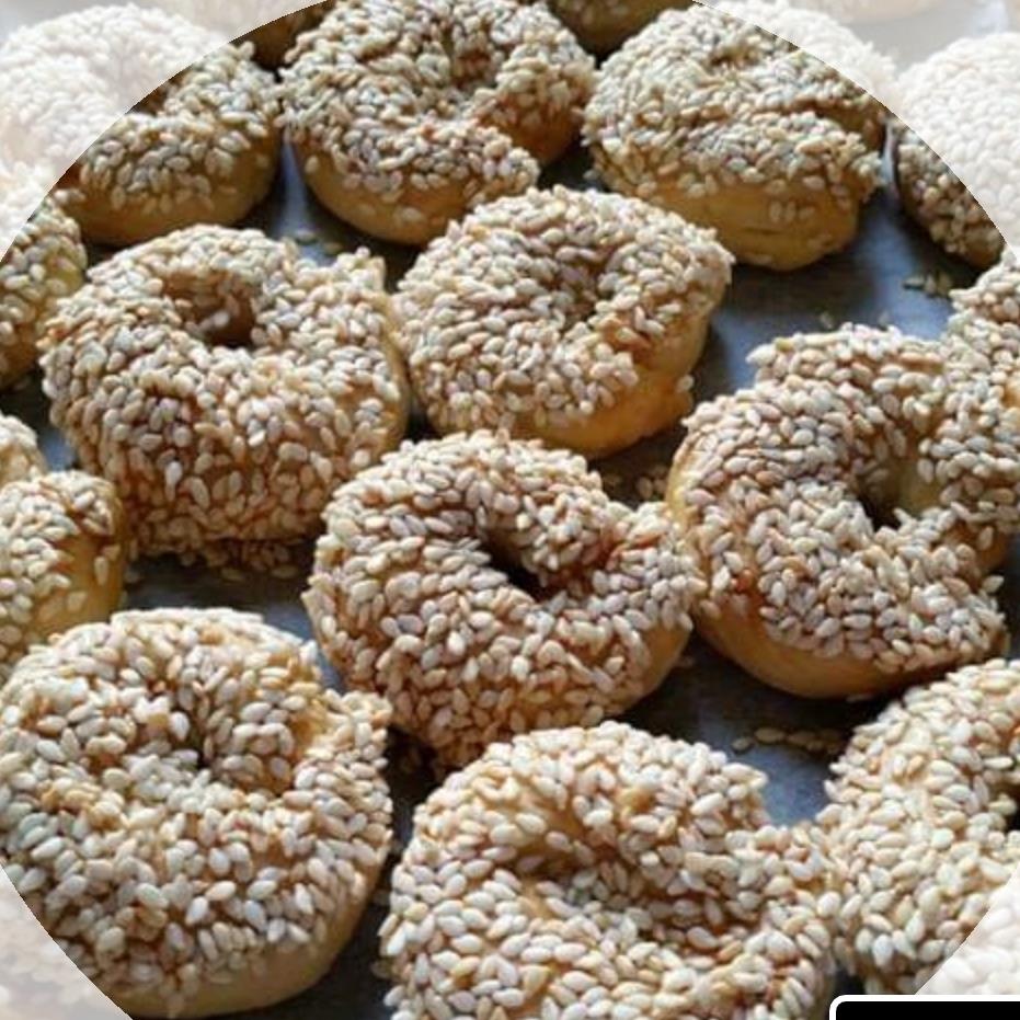 עוגיות מלוחות עם שומשום 