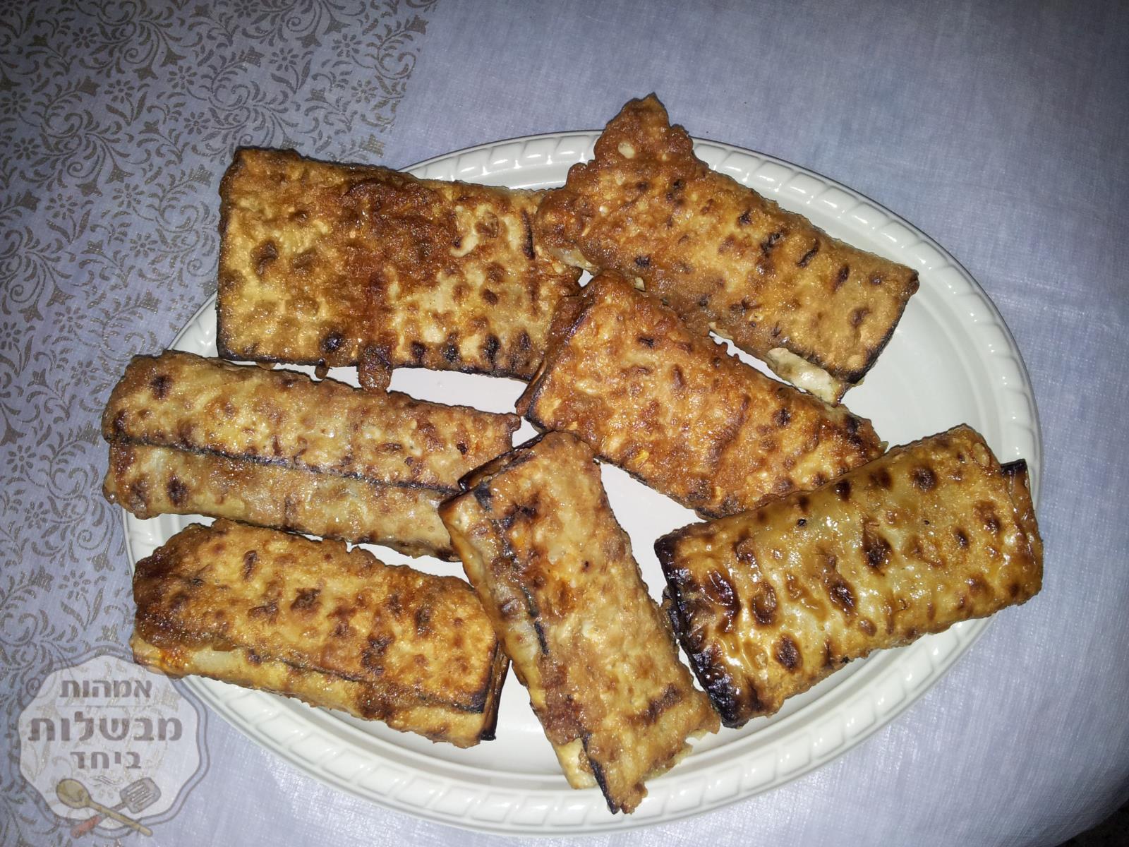 מצות מגולגלות ממלאות בבשר טחון