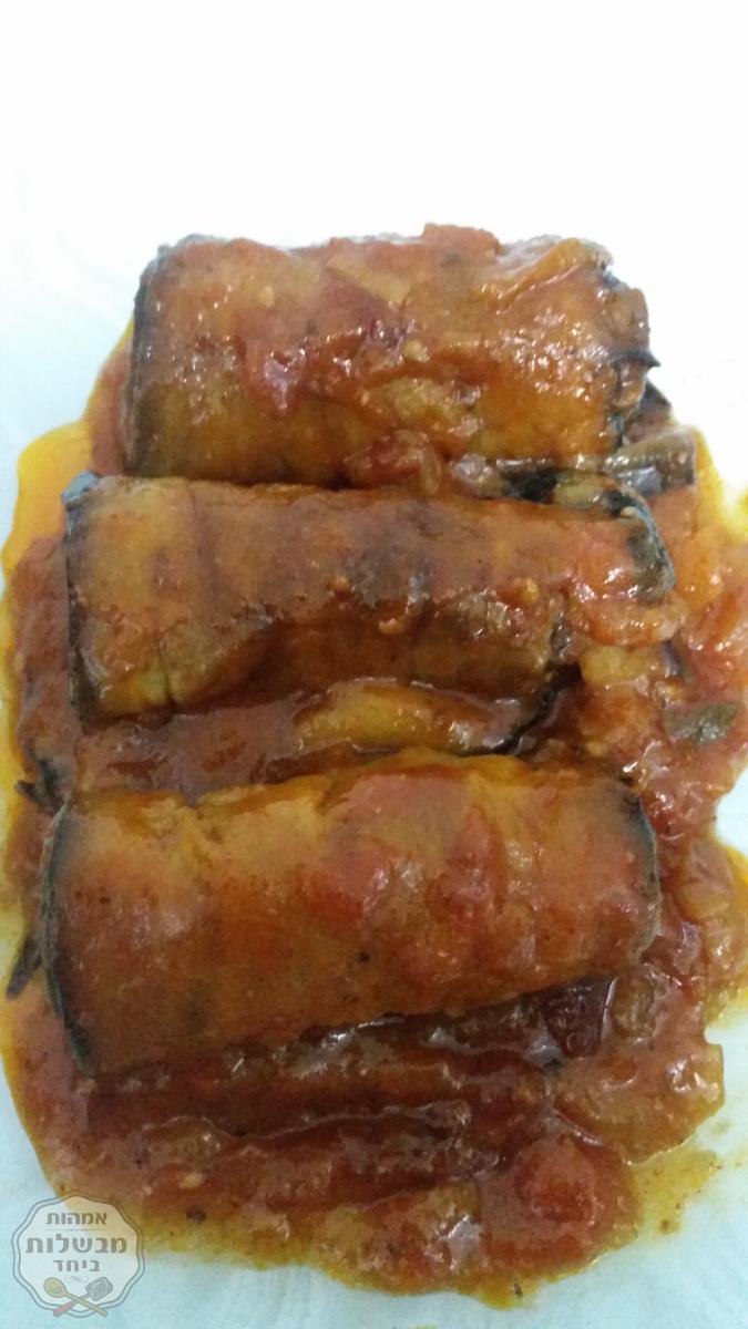 רול חציל ממולא בבשר ברוטב עגבניות מעלף😍😍