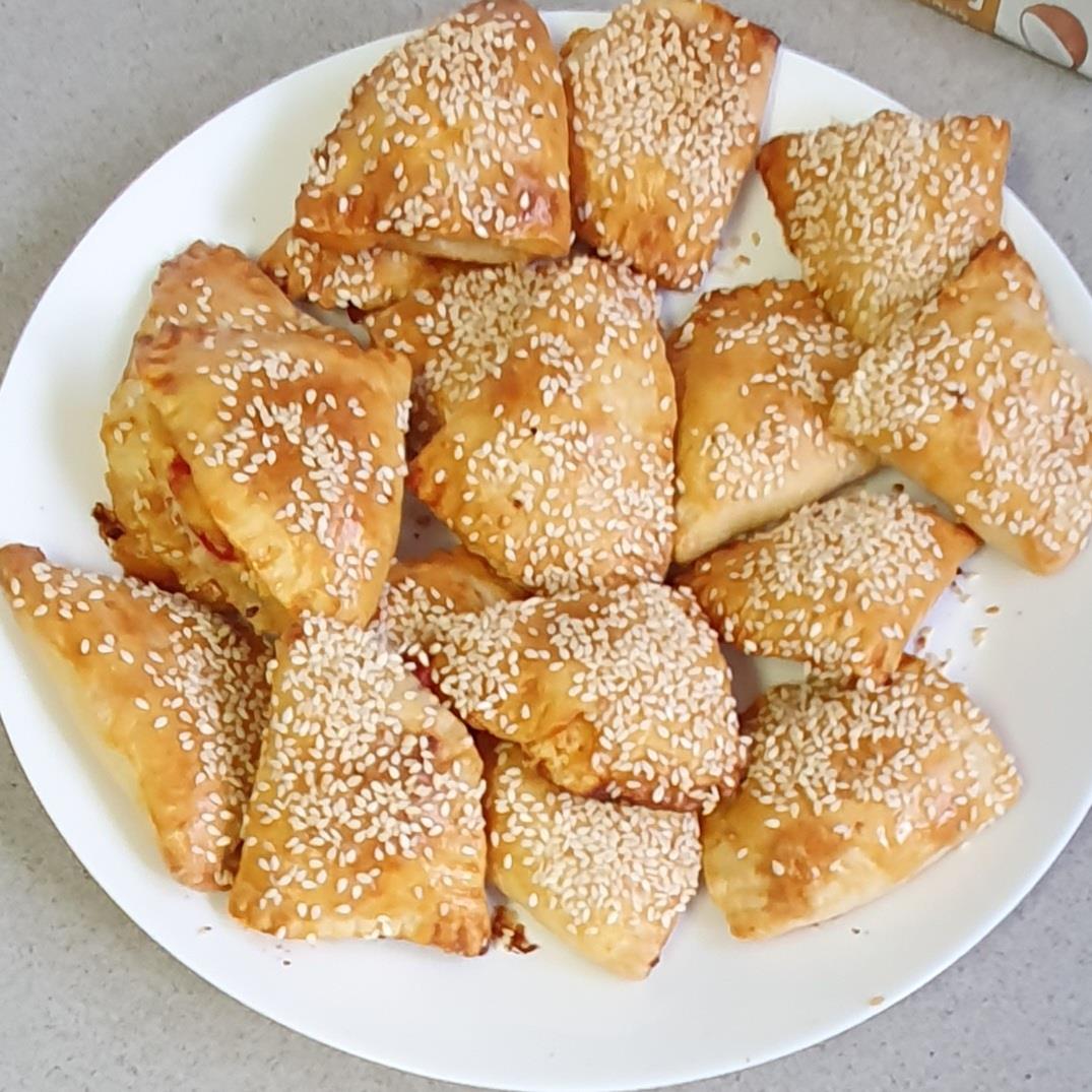 בורקיטוס גבינה ופילפלים קלויים