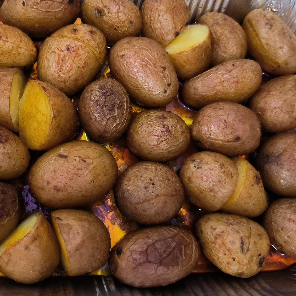 תפוחי אדמה קטנים אפויים