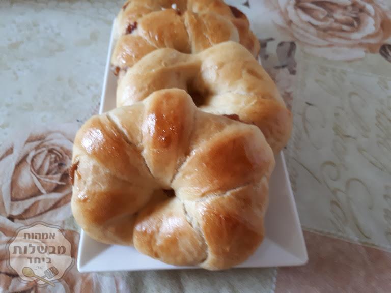 בריוש ממולא בריבה