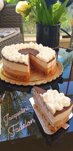 עוגת מוס גבינה עם שוקולד 🍫וחמאת בוטנים🥜ללא ג'לטין  