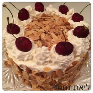 עוגת וניל בציפוי שקדים מדהימה ביופיה וטעמה 